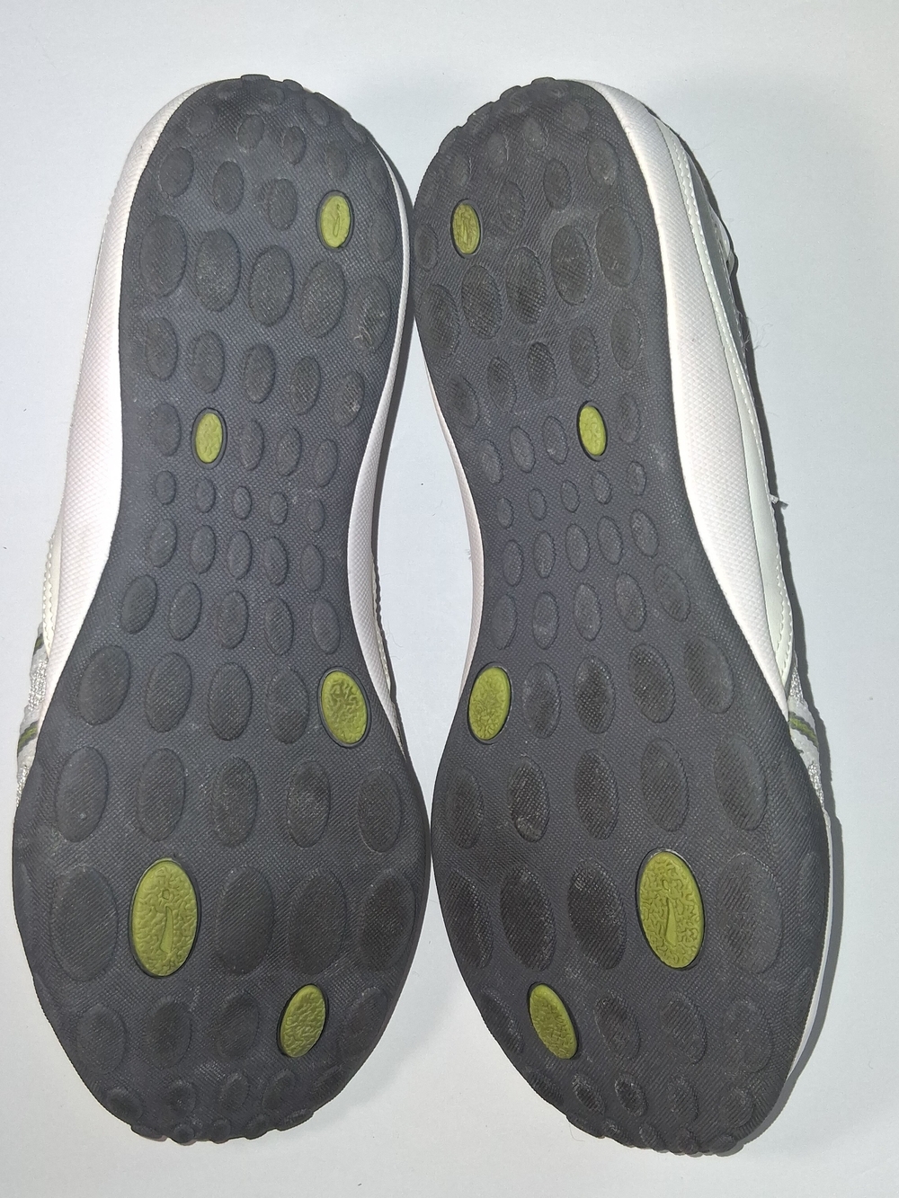 Women's Clark's Privo White and Olive Slip-On Athletic Sneakers - Picture 4 of 11